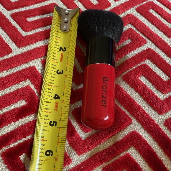 Gotta B Urban Bronzer Brush Not Used - Picture 3 of 6